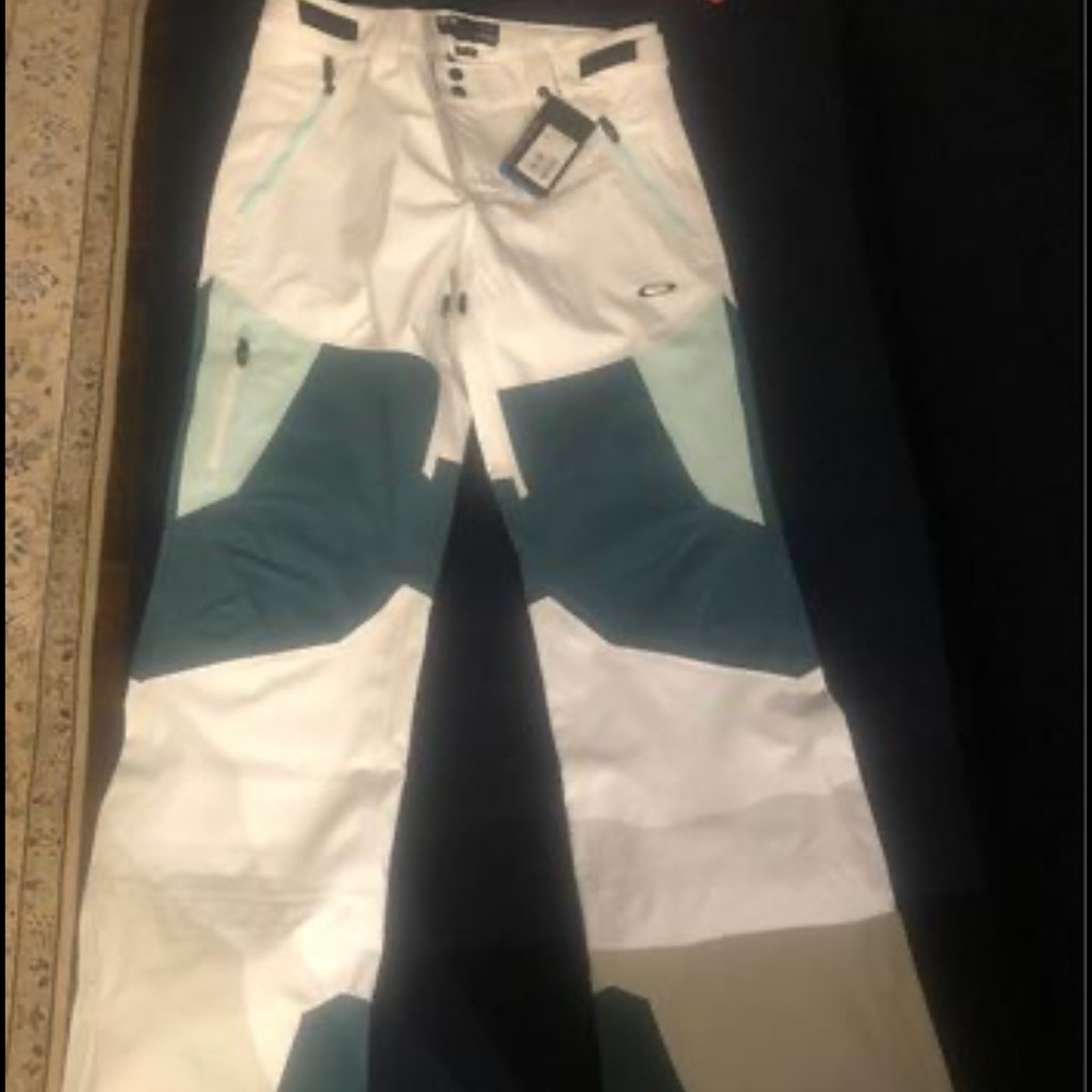 Oakley performance shell-BNWT